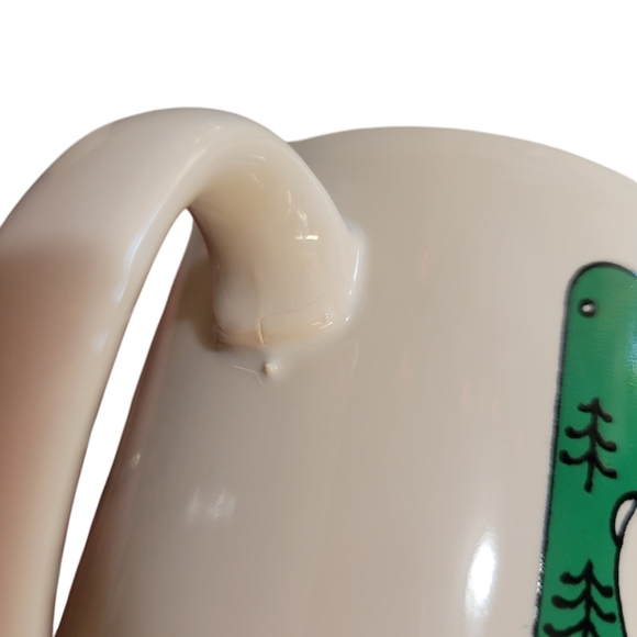 Vintage Houze Alan Wood Christmas Mugs, Made in England Set of 2 - Picture 4 of 10